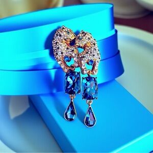 EARRINGS: Golden-Tone Leopard Head Earrings with Teardrop Blue Rhinestones, NIP